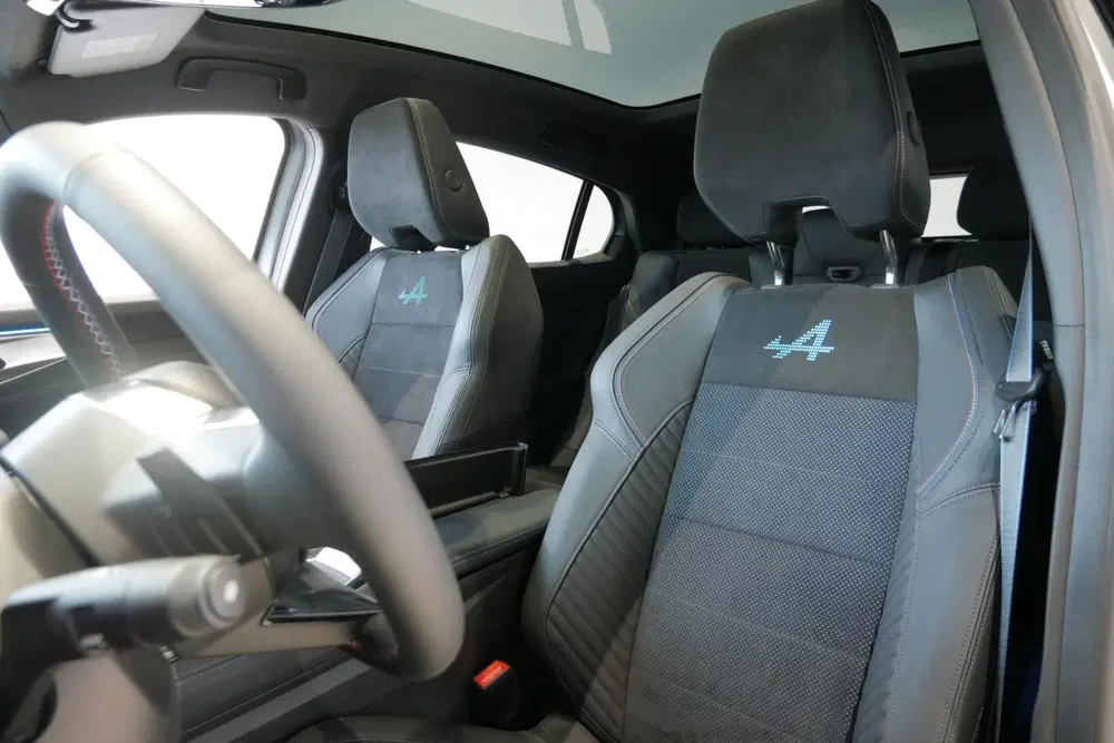 Renault Rafale 1.2 E-Tech 4x4 plug-in hybrid 300 atelier uit 2025, foto 8