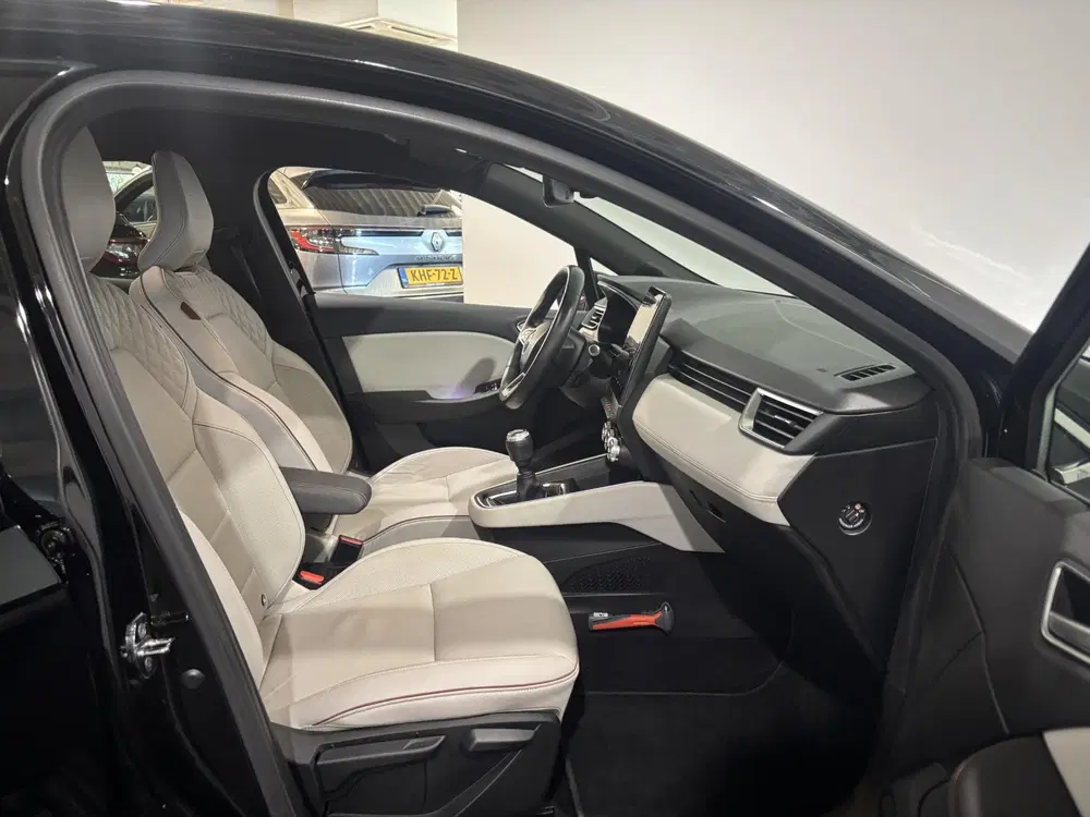 Renault Clio 100PK TCe Initiale Paris uit 2019, foto 15