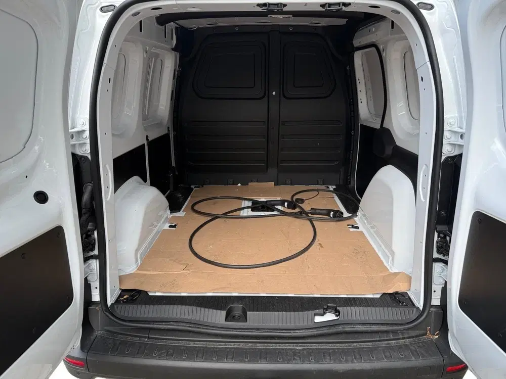 Renault Kangoo E-Tech Extra L1 44 kWh AUTOMAAT AIRCO CAME uit 2025, foto 10