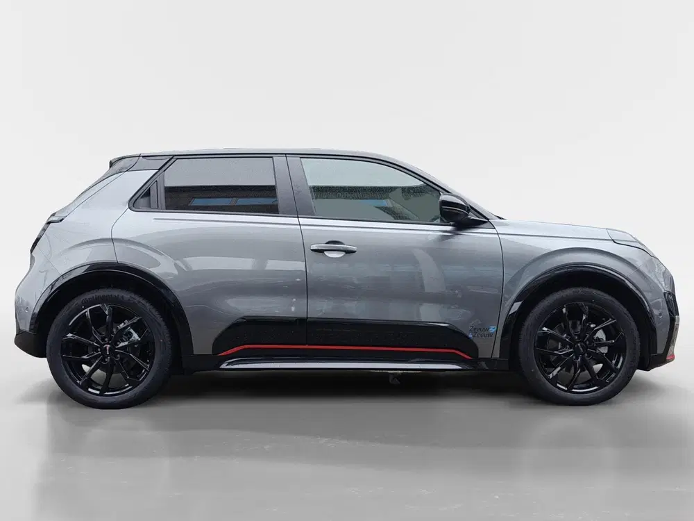 Nissan Micra Advance 52 kWh NISMO uit 2025, foto 11