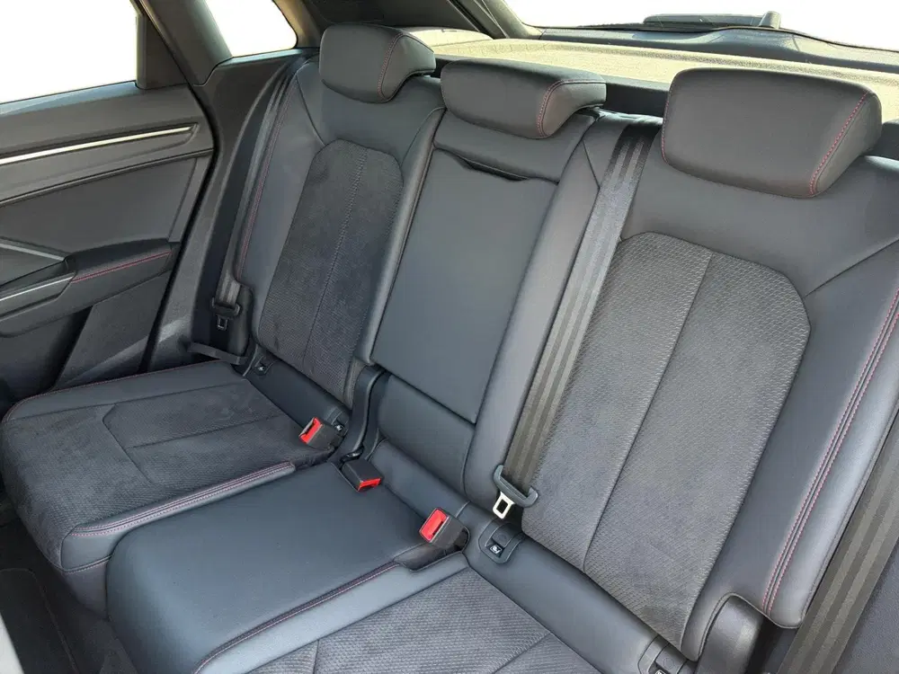 Audi Q3 45 TFSI e S edition *Automaat*Navi+360Came uit 2022, foto 14