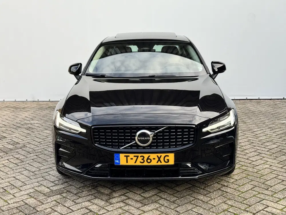Volvo S60 2.0 B4 Automaat Plus Dark Panoramadak uit 2023, foto 4