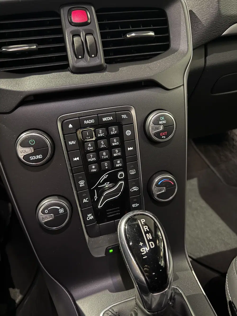 Volvo V40 1.5 T2 Polar automaat navigatie uit 2019, foto 13