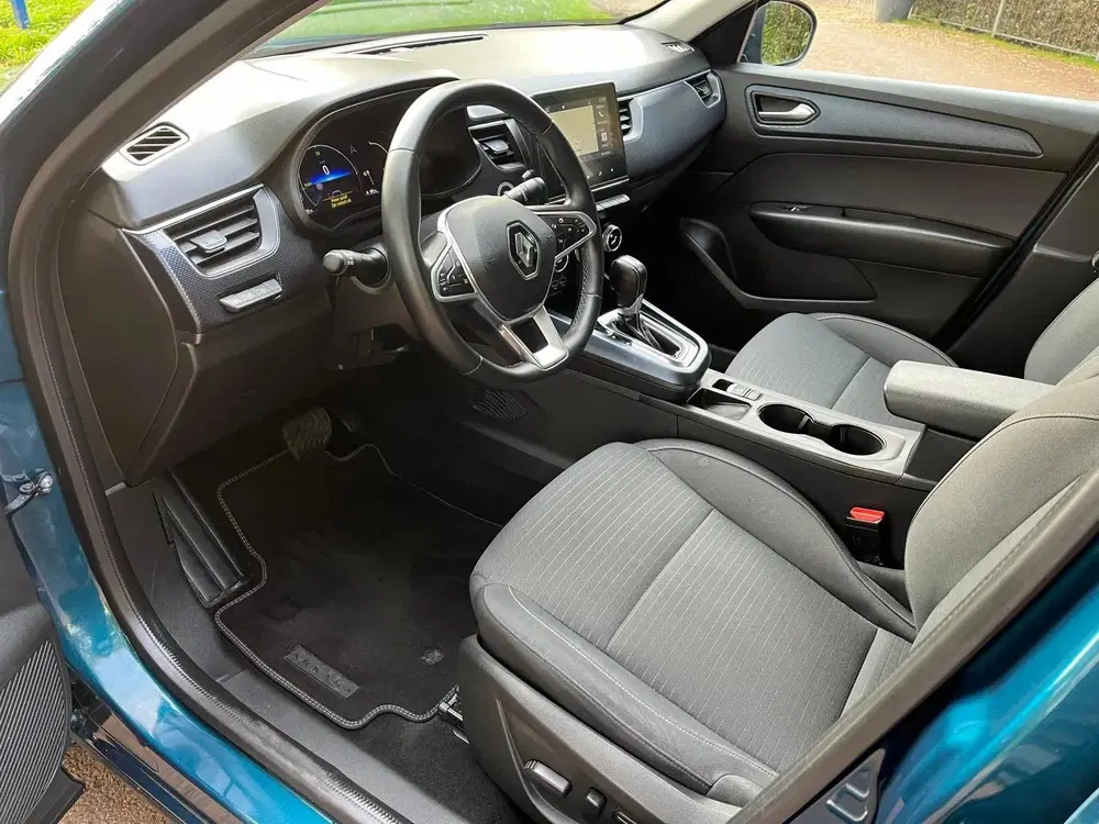 Renault Arkana 1.6 E-Tech Hybrid 145 Intens Camera uit 2021, foto 11