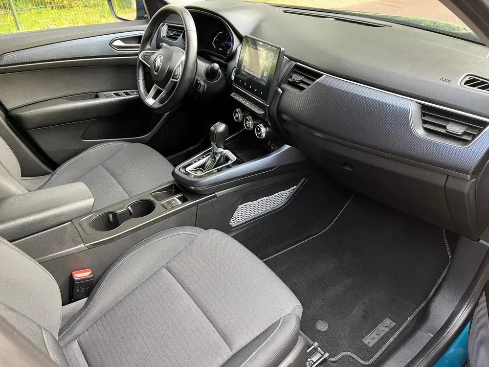 Renault Arkana 1.6 E-Tech Hybrid 145 Intens Camera uit 2021, foto 6