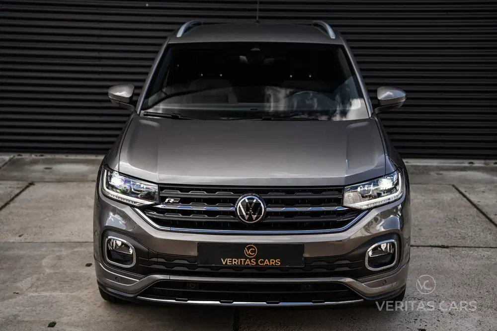 Volkswagen T-Cross 1.0 TSI R-Line 110PK uit 2021, foto 2