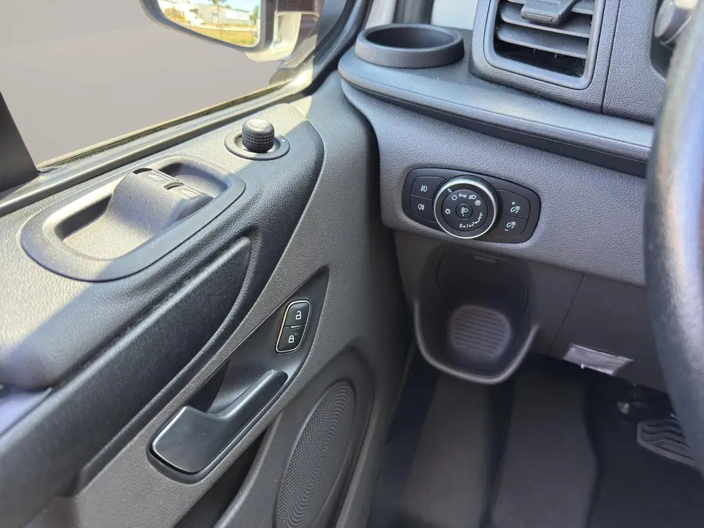 Ford Transit Custom 320 1.0 EcoBoost L1H1 PHEV VR-Edition 9 uit 2021, foto 14