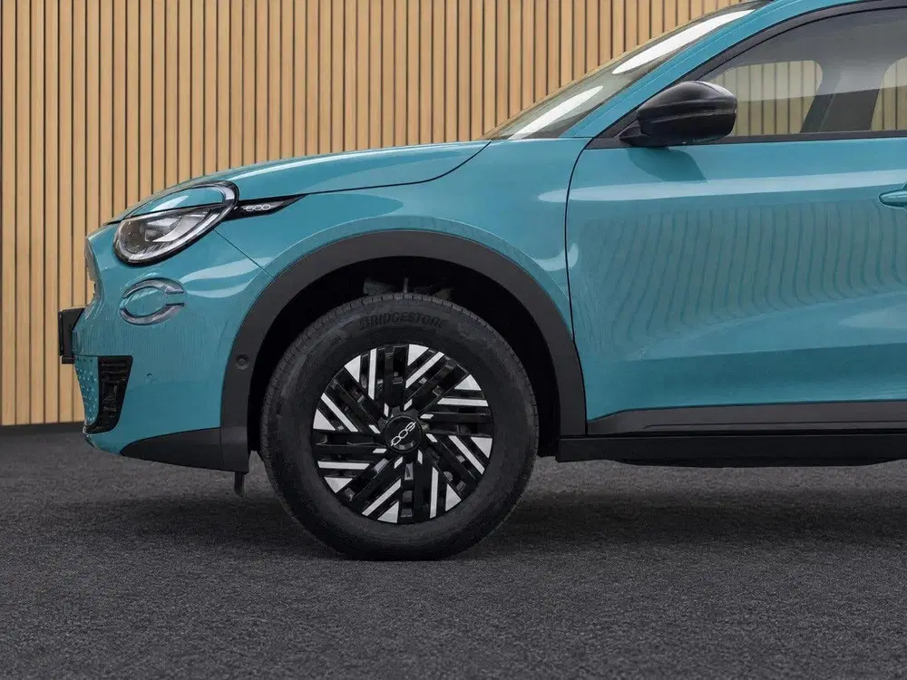 Fiat 600 1.2 Hybrid Urban uit 2025, foto 11