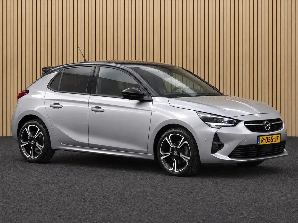 Opel Corsa 1.2T GS Line Automaat uit 2021