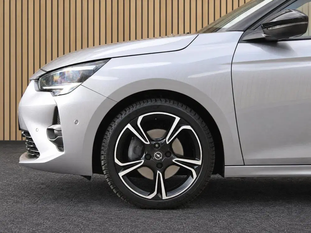 Opel Corsa 1.2T GS Line Automaat uit 2021, foto 10