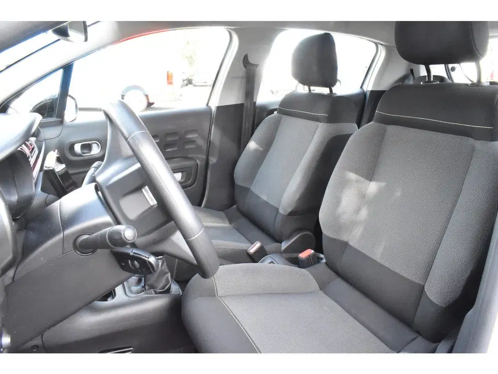 Citroën C3 Aircross PureTech 110 S&S Feel Automaat uit 2019, foto 2