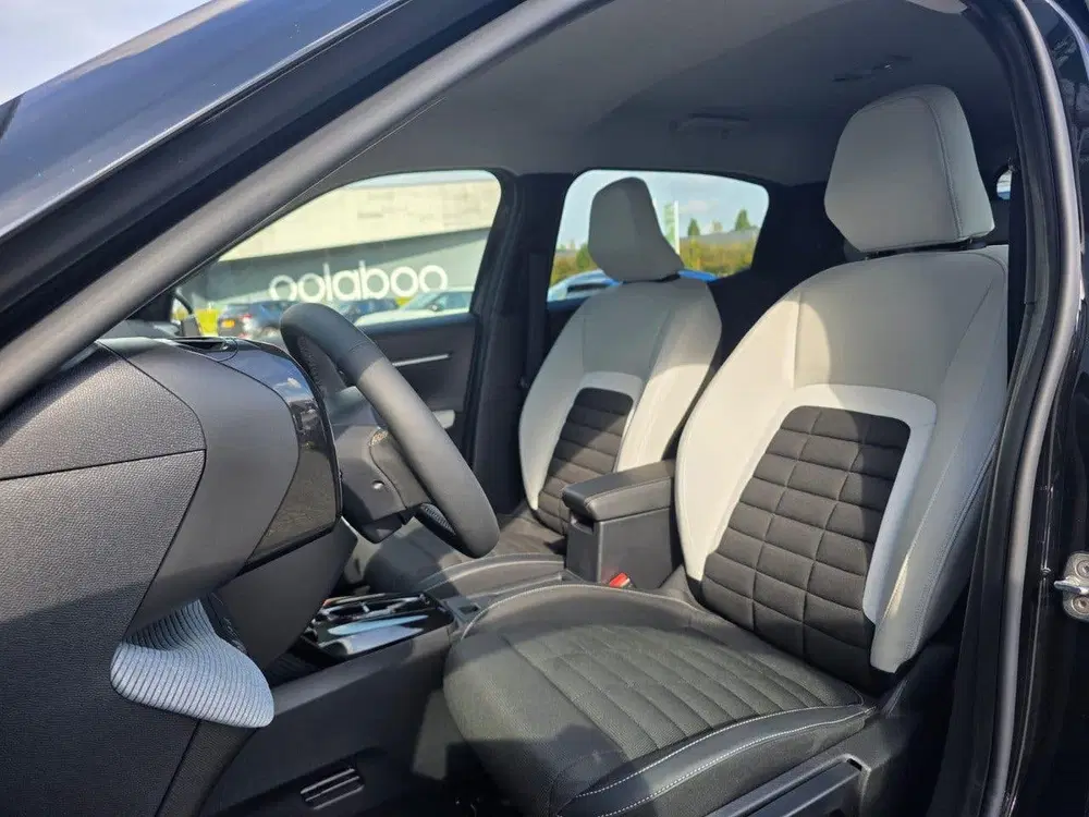 Citroën C3 Aircross 1.2 Hybrid 145pk Max Automaat uit 2025, foto 7