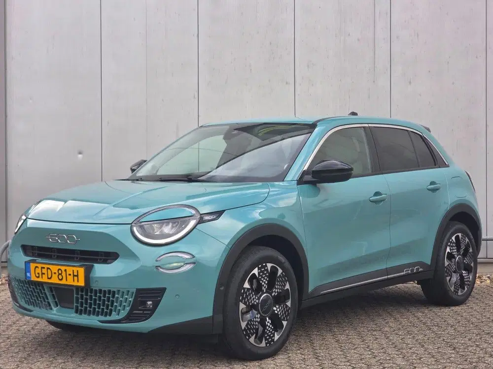 Fiat 600 1.2 Hybrid La Prima Automaat uit 2024