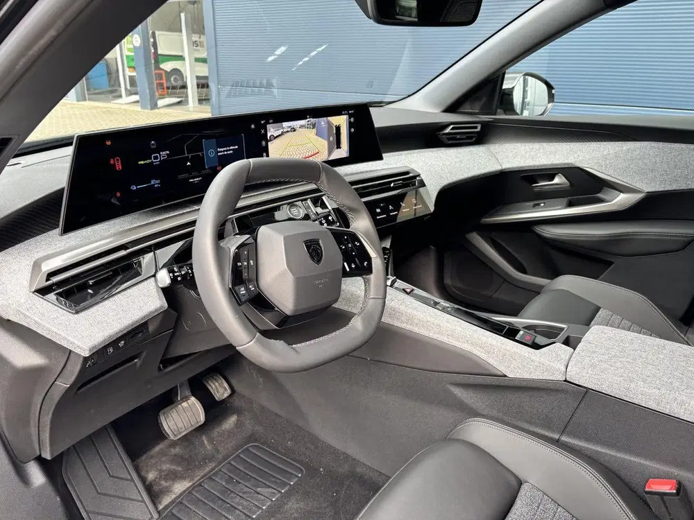 Peugeot 5008 Allure Long Range 97 kWh 7p uit 2026, foto 14