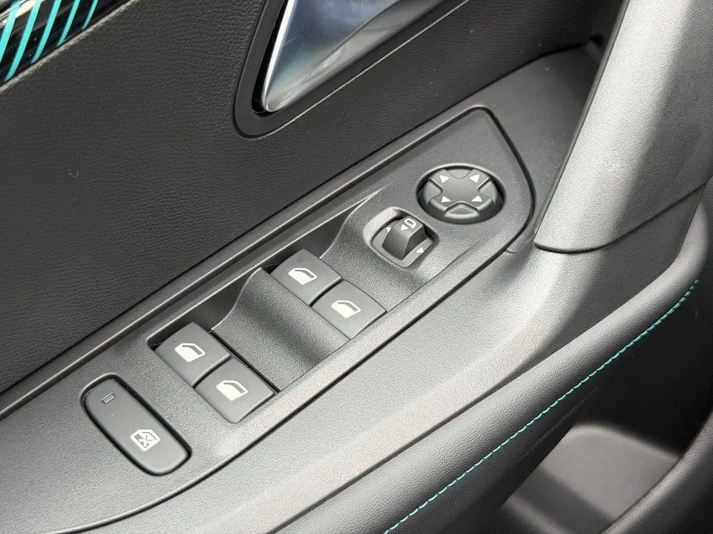 Peugeot 2008 EV Envy 54 kWh uit 2026, foto 14