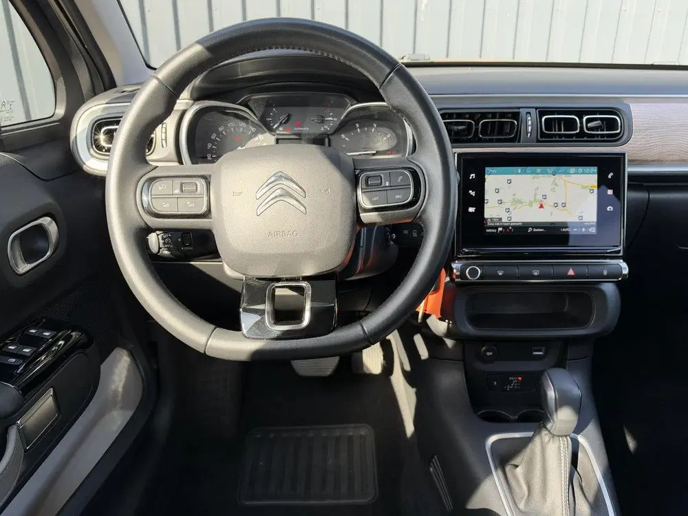 Citroën C3 1.2 PureTech Shine Automaat uit 2022, foto 10