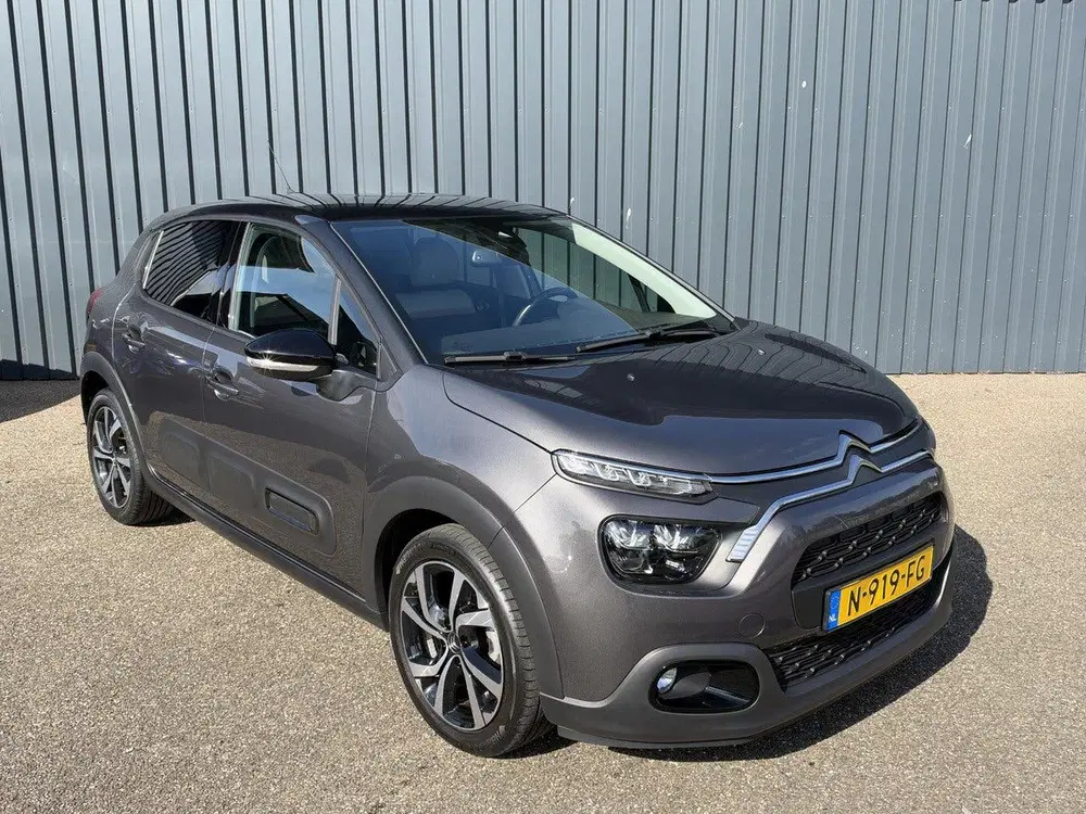 Citroën C3 1.2 PureTech Shine Automaat uit 2022, foto 2
