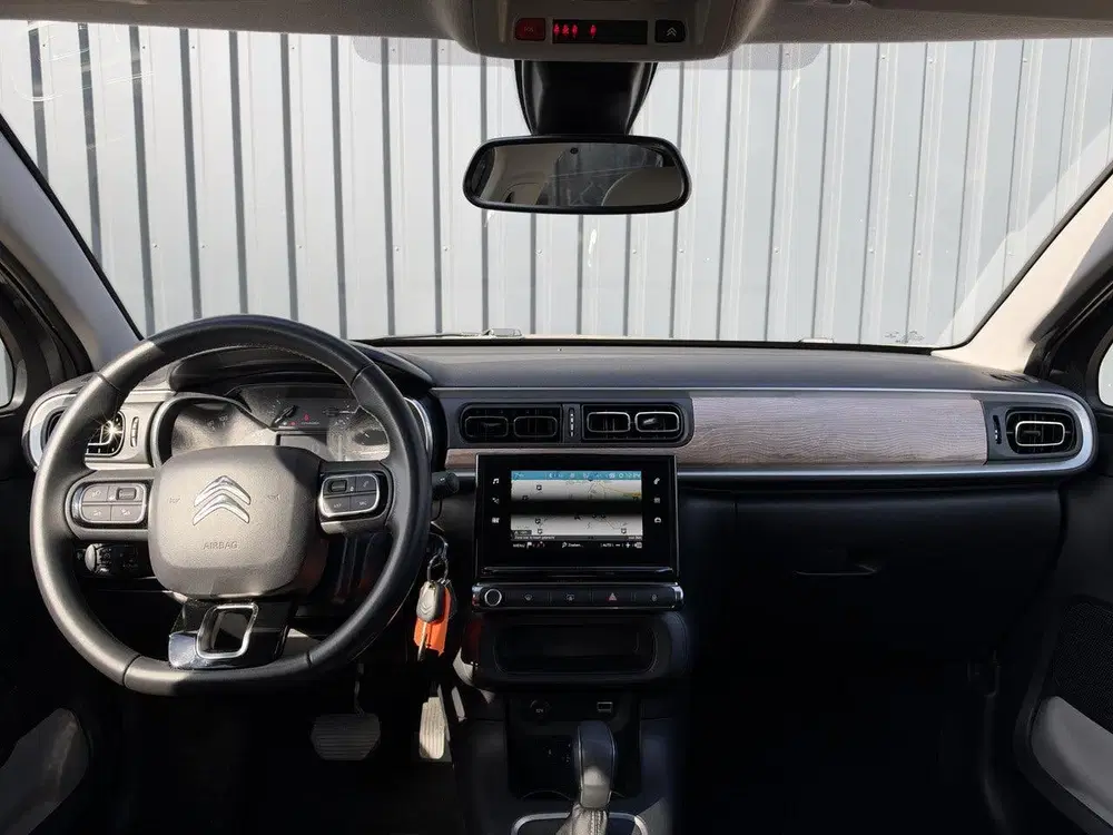 Citroën C3 1.2 PureTech Shine Automaat uit 2022, foto 9