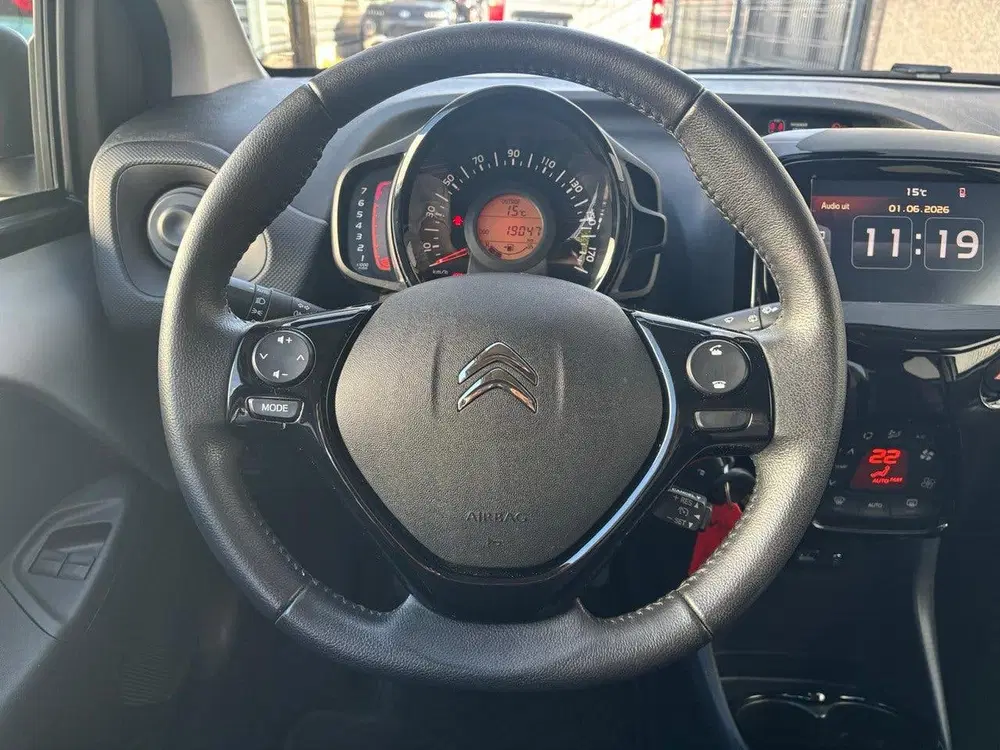 Citroën C1 1.0 VTi Shine uit 2021, foto 12