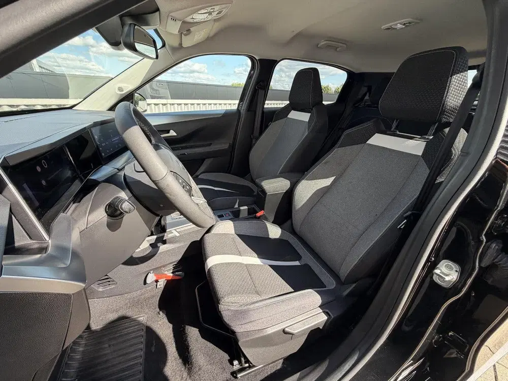 Opel Frontera 1.2 Turbo Hybrid GS uit 2025, foto 10