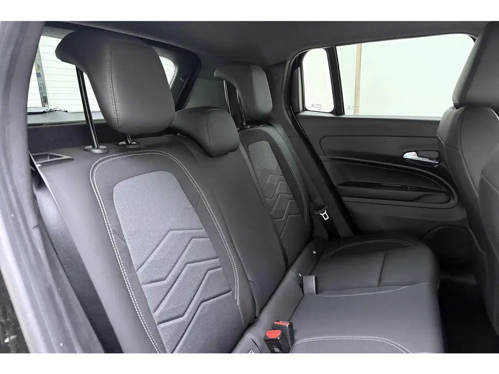 Jeep Avenger Summit 54 kWh uit 2026, foto 15