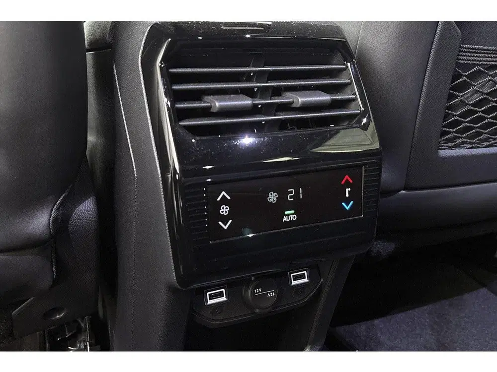 Peugeot 5008 1.2 Hybrid 145 GT 7p 360 Camera Stoelverwa uit 2025, foto 13