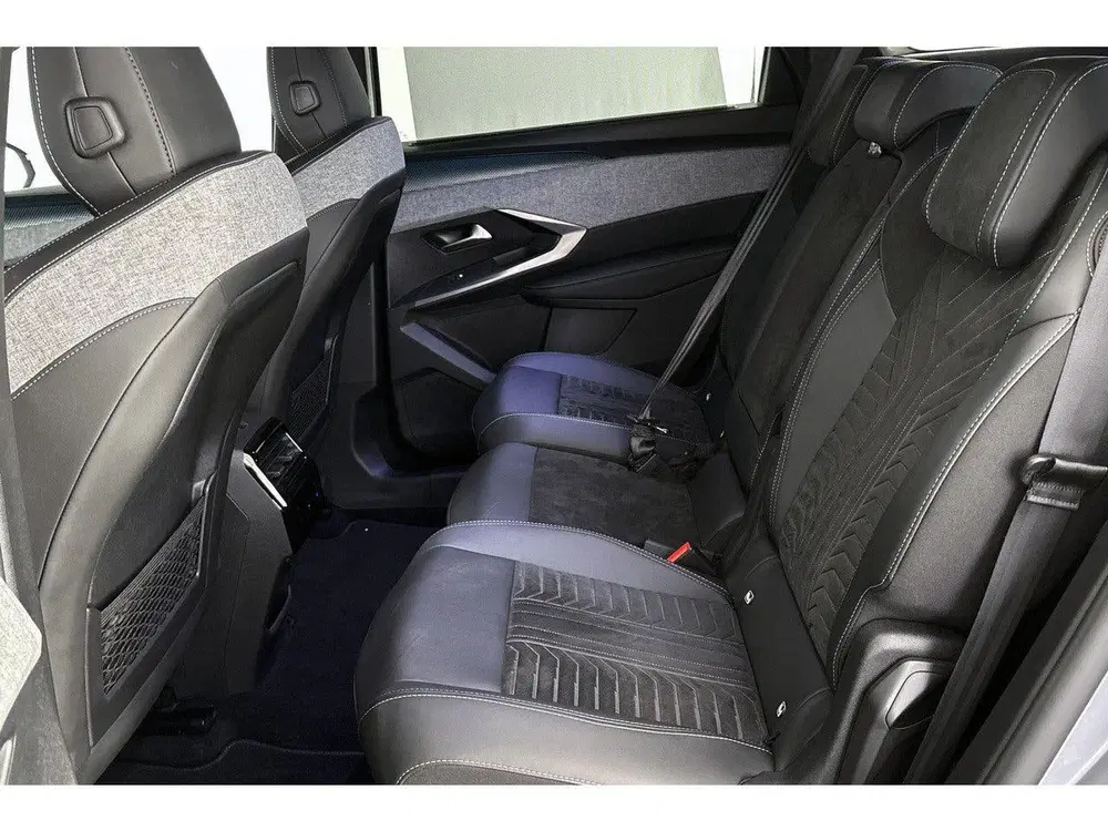 Peugeot 5008 1.2 Hybrid 145 GT 7p 360 Camera Stoelverwa uit 2025, foto 9
