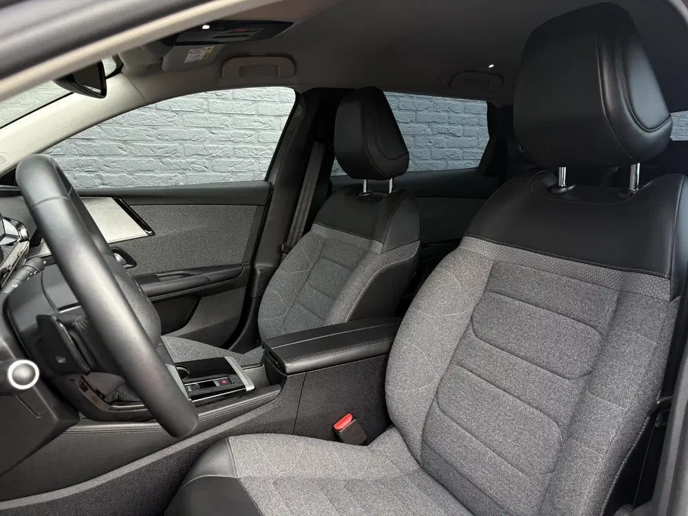 Citroën C5 X 1.2 PureTech Business uit 2022, foto 11