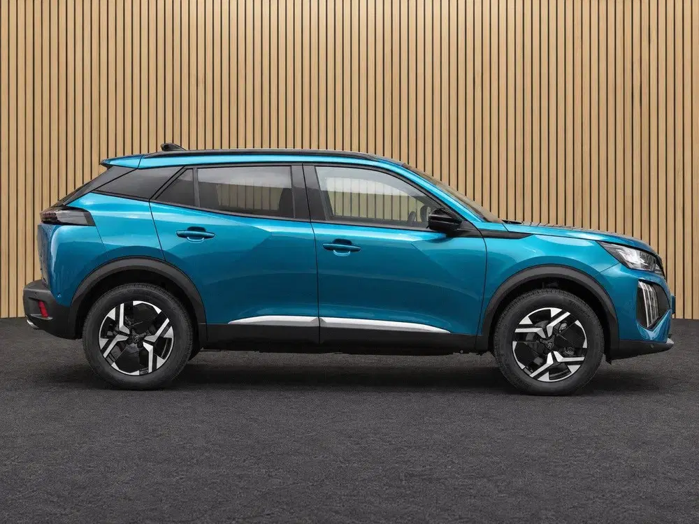 Peugeot 2008 1.2 Hybrid 145 Allure VOORRAAD KORTING uit 2026, foto 8