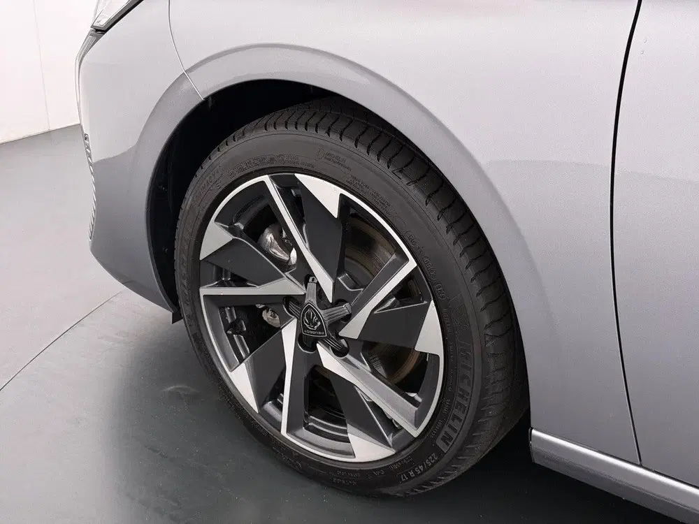 Peugeot 308 SW Allure 136pk Hybrid Automaat uit 2025, foto 12