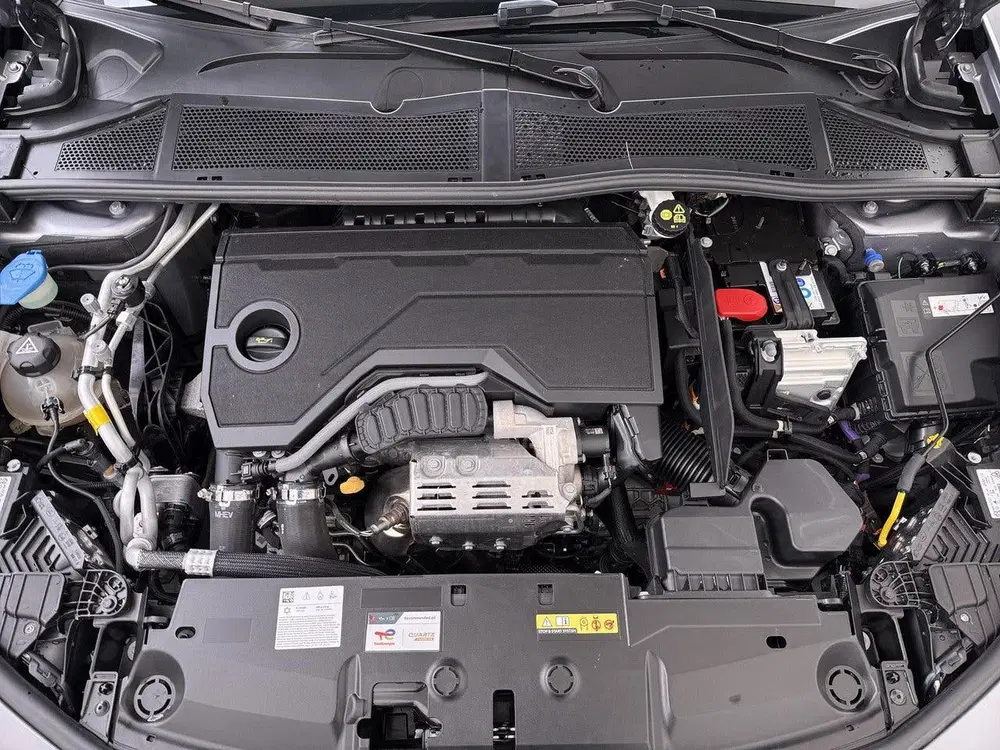 Peugeot 308 SW Allure 136pk Hybrid Automaat uit 2025, foto 14