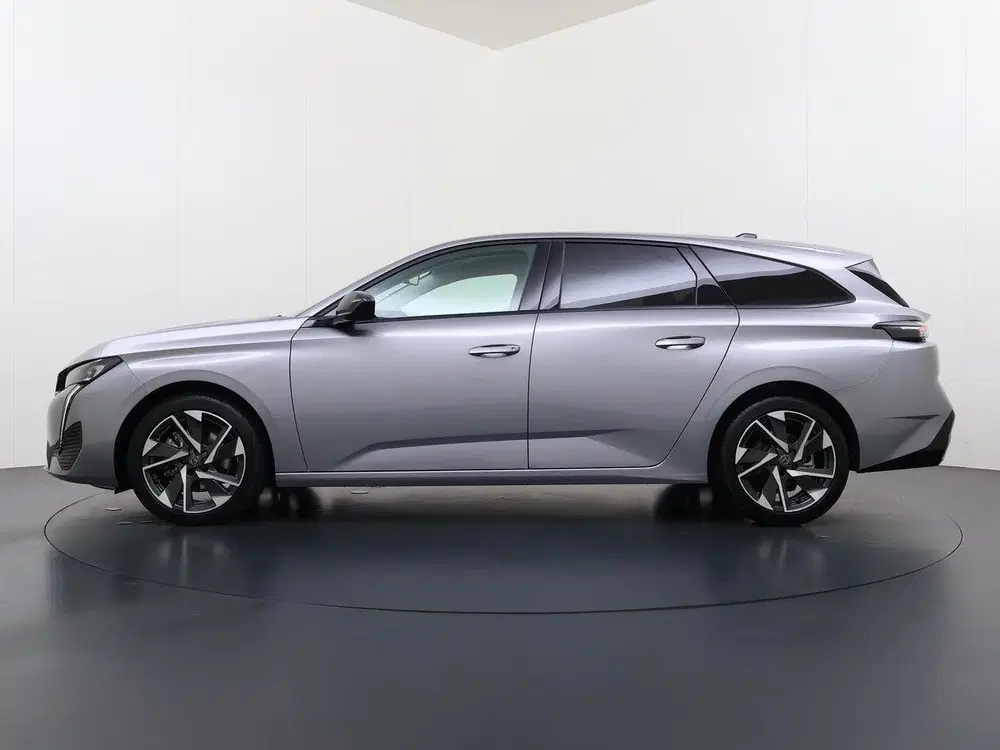 Peugeot 308 SW Allure 136pk Hybrid Automaat uit 2025, foto 4
