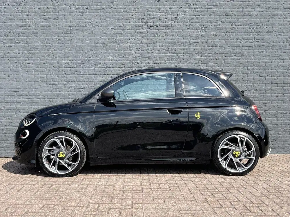 Abarth 500e Turismo 42 kWh uit 2024, foto 10