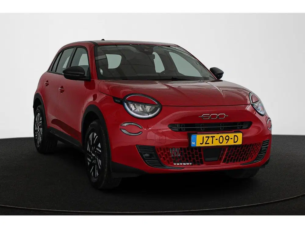 Fiat 600 1.2 Hybrid Urban (bj 2026 uit 2026, foto 2