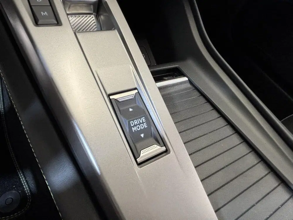 Peugeot 308 1.2 Hybrid 145 e-DCS6 GT 360 Camera l Elek uit 2025, foto 14