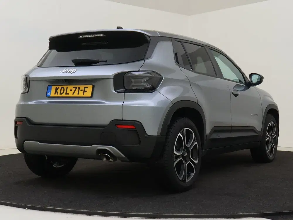 Jeep Avenger 1.2 e-Hybrid Summit Hybrid uit 2025, foto 11