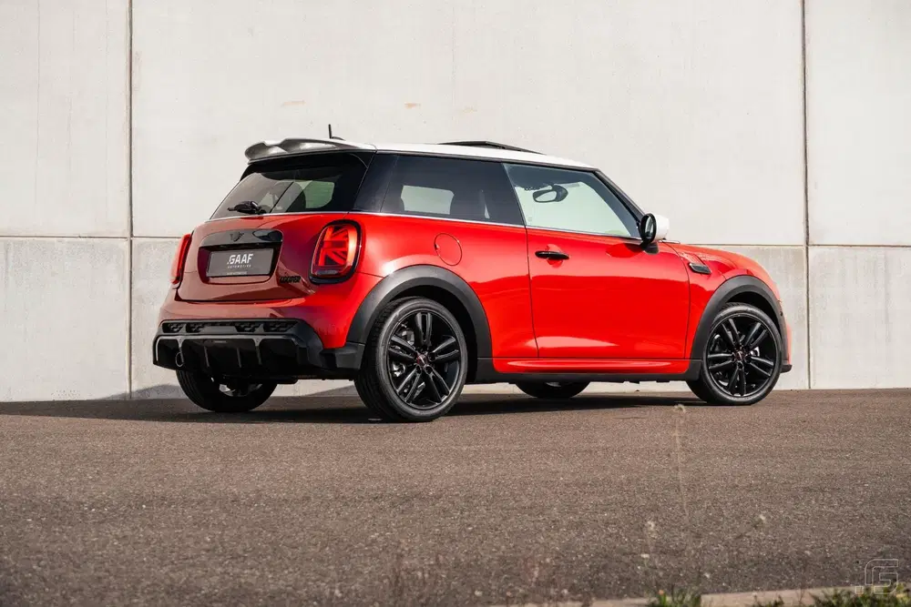 Mini Cooper uit 2022, foto 15