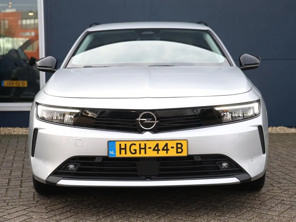 Opel Astra Sports Tourer 1.2 110pk Business Edition C uit 2025, foto 4
