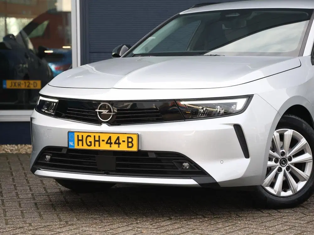 Opel Astra Sports Tourer 1.2 110pk Business Edition C uit 2025, foto 5