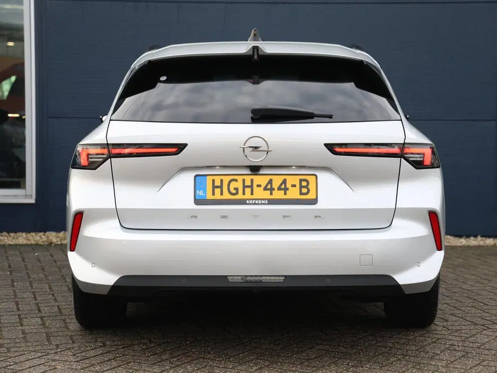 Opel Astra Sports Tourer 1.2 110pk Business Edition C uit 2025, foto 7