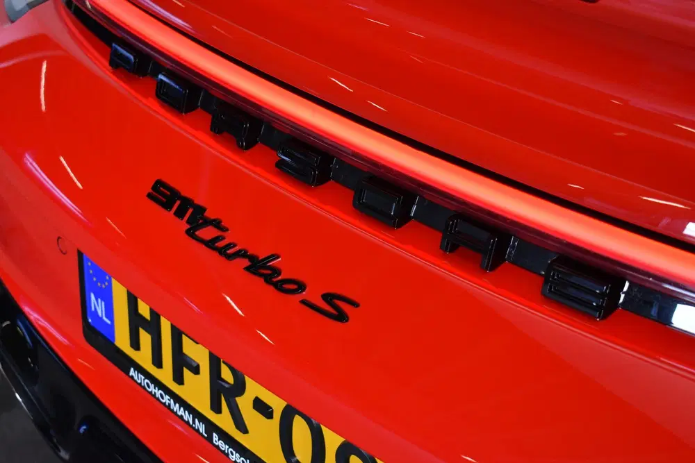 Porsche 911 3.8 Turbo S Aerokit Carbon Nose lift 360º uit 2022, foto 12