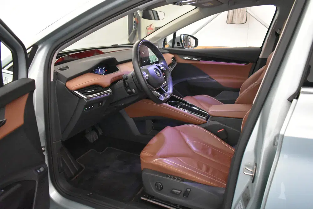 Skoda Enyaq 80 Sport Comfort Plus 360°Cam Vol Leder El uit 2021, foto 2
