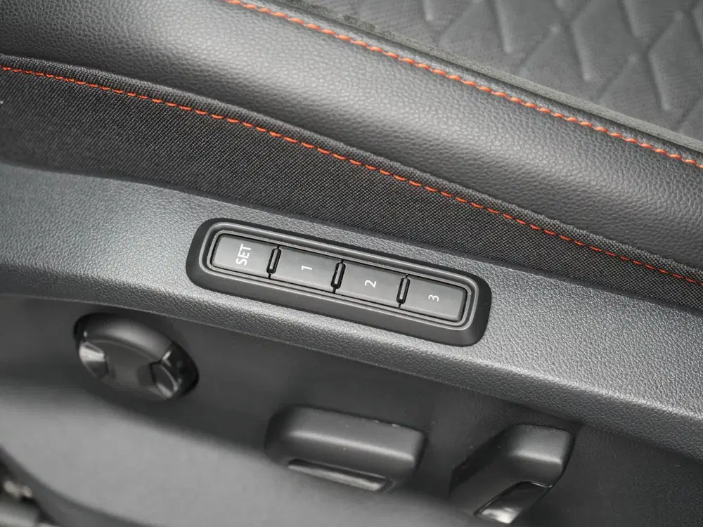 SEAT Tarraco 1.4 TSI e-Hybrid FR Business Intense PHEV uit 2022, foto 14