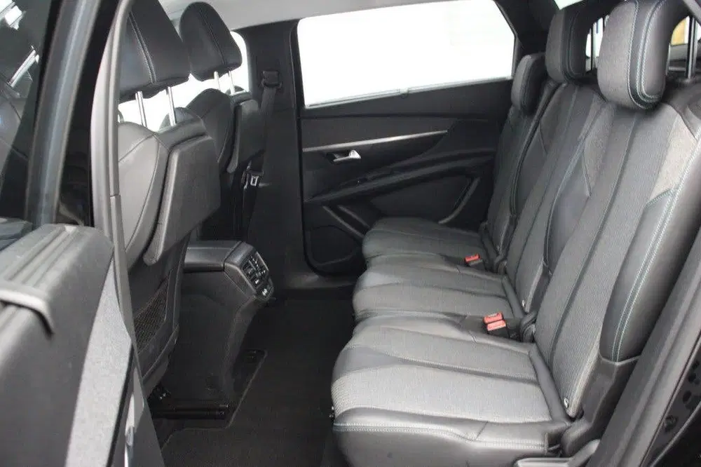 Peugeot 5008 1.2 PureTech Allure Pack Business 7 Persoo uit 2022, foto 7