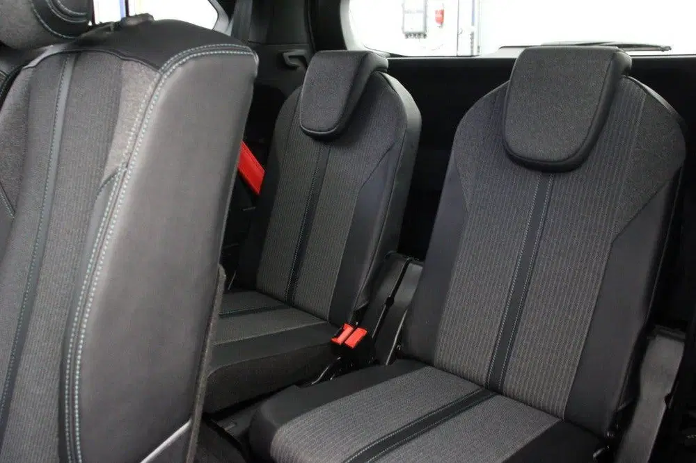 Peugeot 5008 1.2 PureTech Allure Pack Business 7 Persoo uit 2022, foto 8