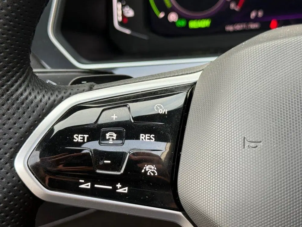 Volkswagen Tiguan 1.4 TSI Hybrid R-Line Pano Trekhaak 20'' uit 2023, foto 13