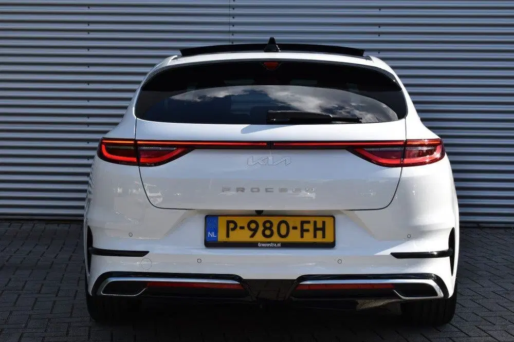 Kia Ceed PRO CEED 1.5 T-GDI GT-PLUSLINE uit 2022, foto 10