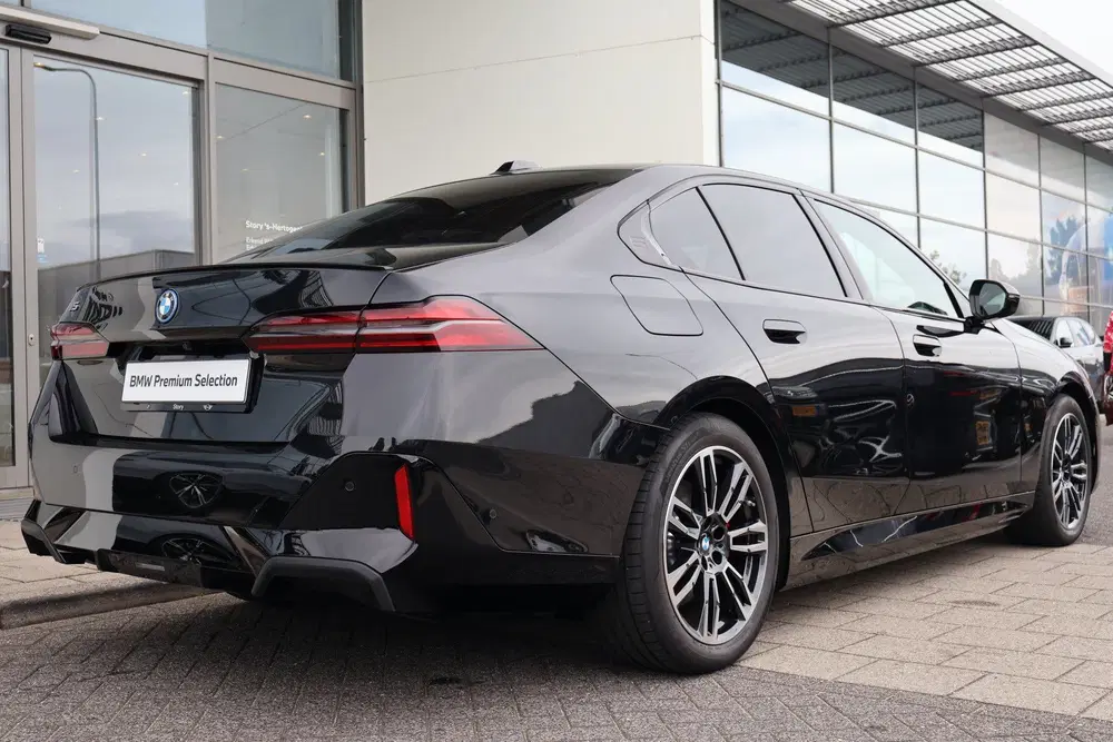 BMW i5 eDrive40 M Sport uit 2026, foto 12
