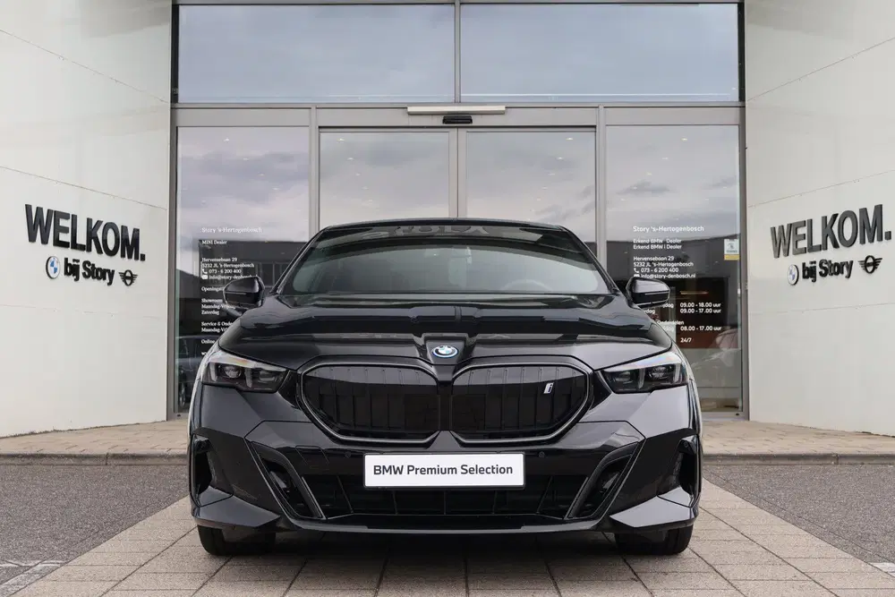 BMW i5 eDrive40 M Sport uit 2026, foto 3