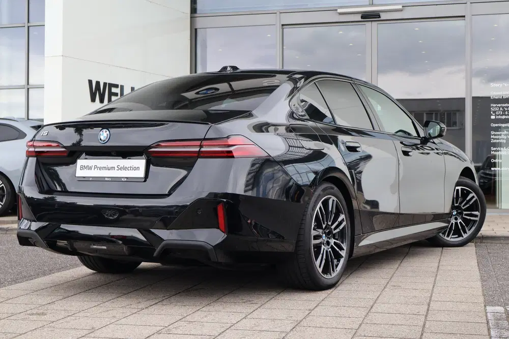 BMW i5 eDrive40 M Sport uit 2026, foto 9
